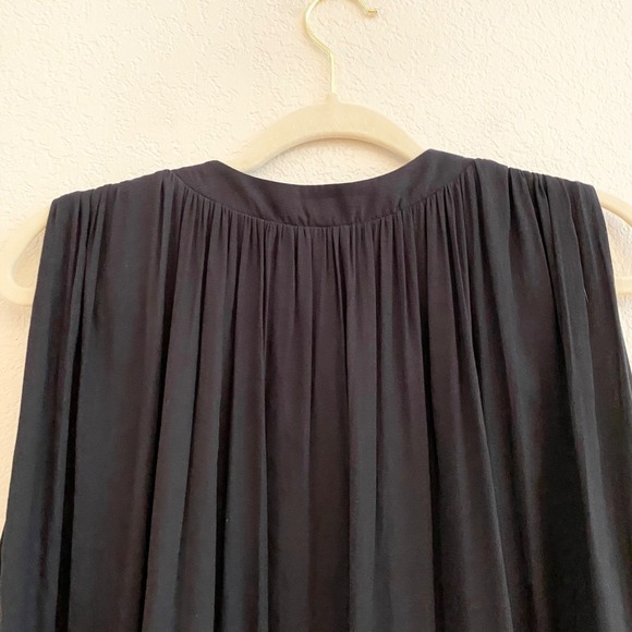 Free People Darcy Black V Neck Sleeveless Gathered Shoulder Blouse Top - Picture 8 of 12